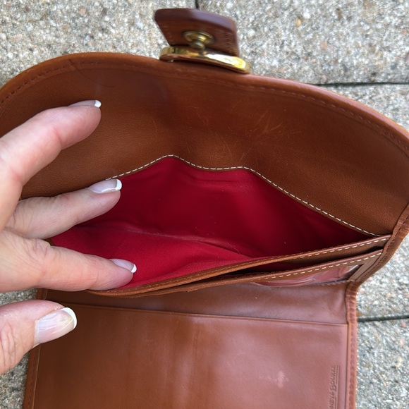 Vintage Dooney & Bourke Wallet - Picture 6 of 7